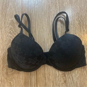PINK Victoria's Secret Black Lace Push-Up Bra size 32B